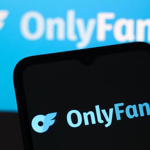 Unveiling the Spiciest Real Mom and Daughter OnlyFans Duos of 2025