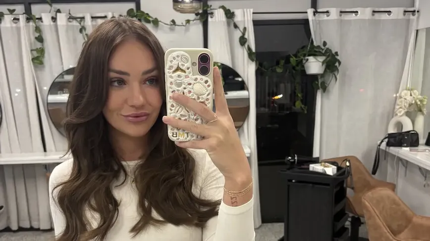 OnlyFans Bombshell: Stepdad Unmasked and the Astonishing Earnings That Followed