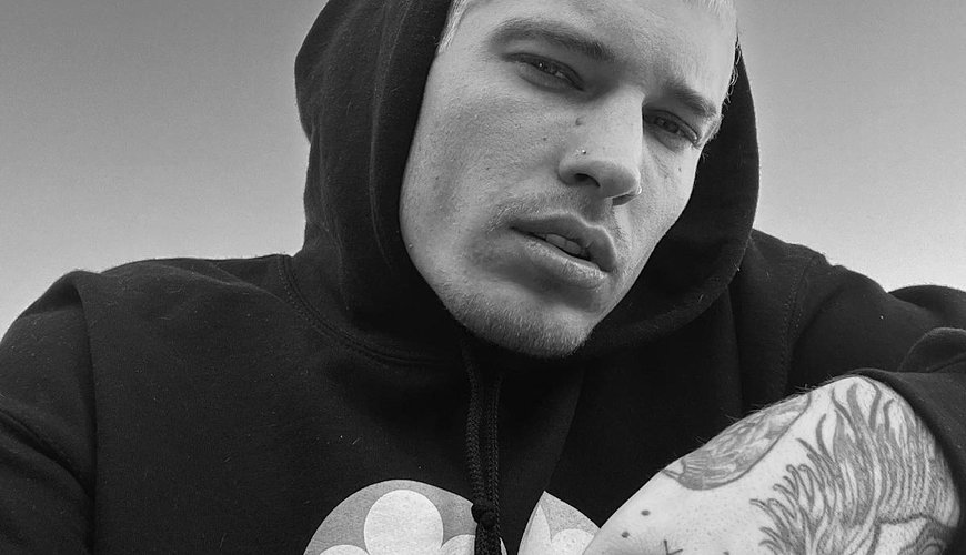 Stevan Ditter Spills on Earning Big with OnlyFans - Six Figures a Month?
