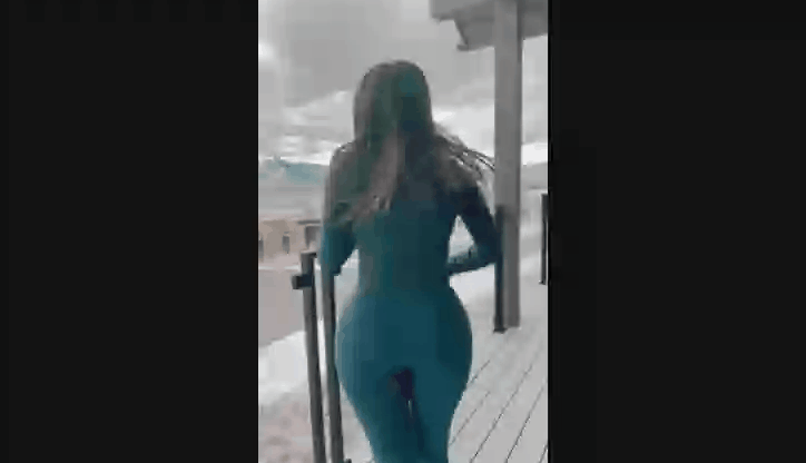 Shaq Steals the Show at OnlyFans Star Sophie Rain's 21st Birthday Bash in Vegas!