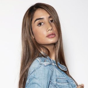 From Glam to Scam: OnlyFans Model's Alleged Crime Web Unraveled