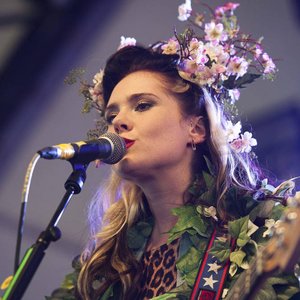 Kate Nash Reveals How Selling Bum Pics Funds Her Tours