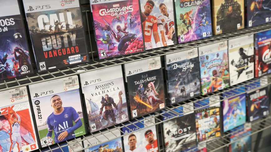 Sony Waves Goodbye to Discs: PlayStation Games Go Fully Digital