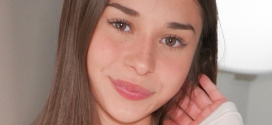 Sophie Rain's Sizzling Playsuit Moment: Fans Are All Eyes On Her