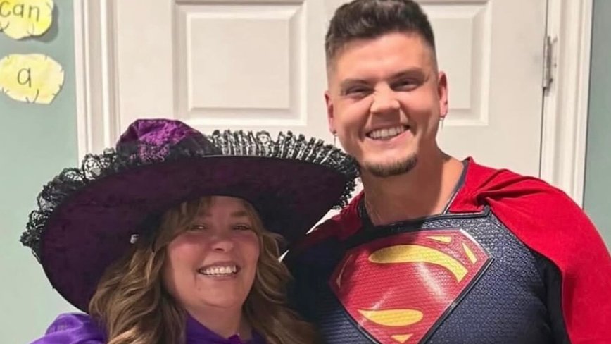 Tyler Baltierra's Skintight Superman Snap Sends Fans Into a Frenzy Before Vanishing