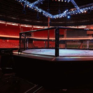 UFC Fighter Ailin Perez Sparks Uber Eats Delivery Rumors Amid Pay Controversy