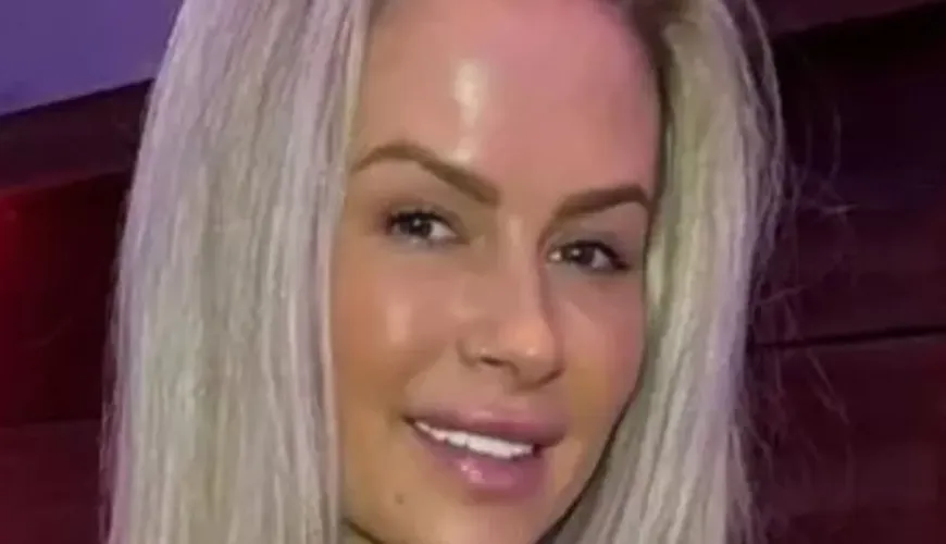 OnlyFans Star Quits £20,000-a-Month Gig for Universal Credit: A Shocking Career Pivot!