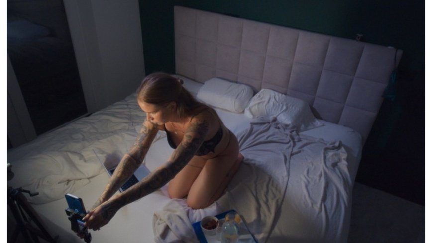 Behind the Screen: Barbora Chalupová Spills on 'Virtual Girlfriends' and Her Sultry New Project