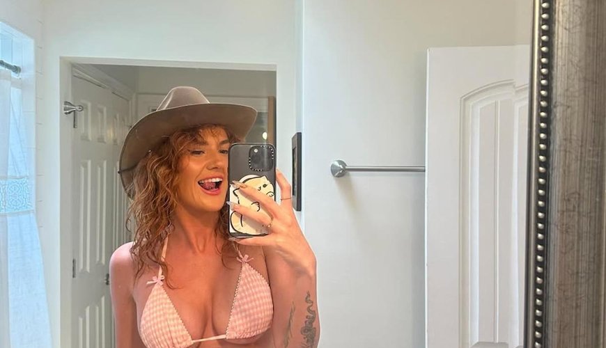 Annie Charlotte Dishes on Why She Won’t Join OnlyFans’ ‘Competitive Sex’ Craze