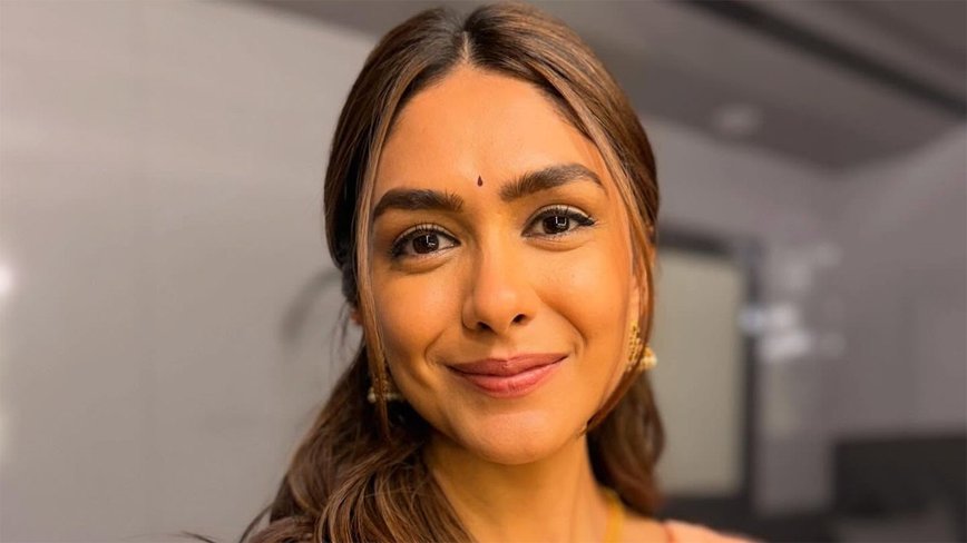 Will Mrunal Thakur's Kollywood Debut Be Her Big Comeback?