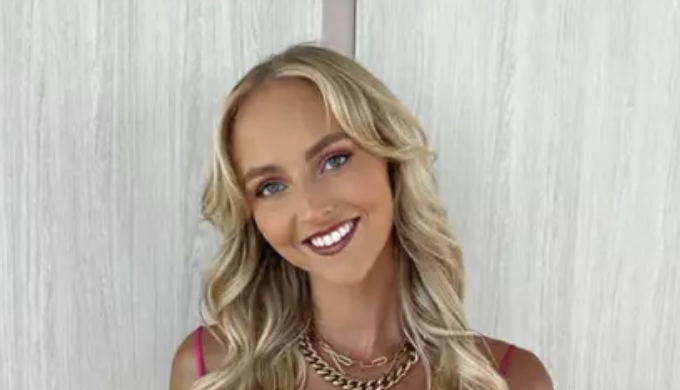 Annie Knight's Surprising Baby Plans: From 300 Partners to Motherhood Dreams!