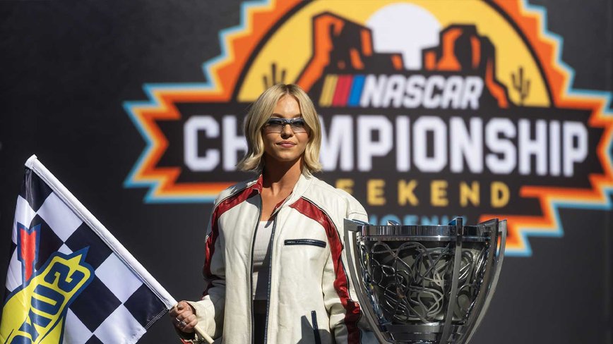 Ex-WWE Star Saraya Backs Sydney Sweeney Amid Controversy