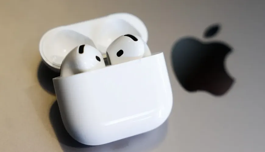 Rev Up with Your AirPods: Control This New iPhone Game with a Head Tilt!